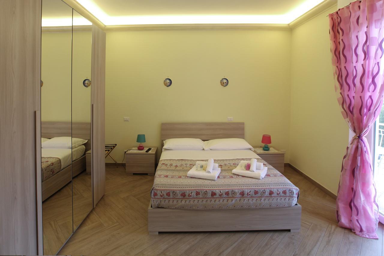 Roman Holidays House Marconi מראה חיצוני תמונה